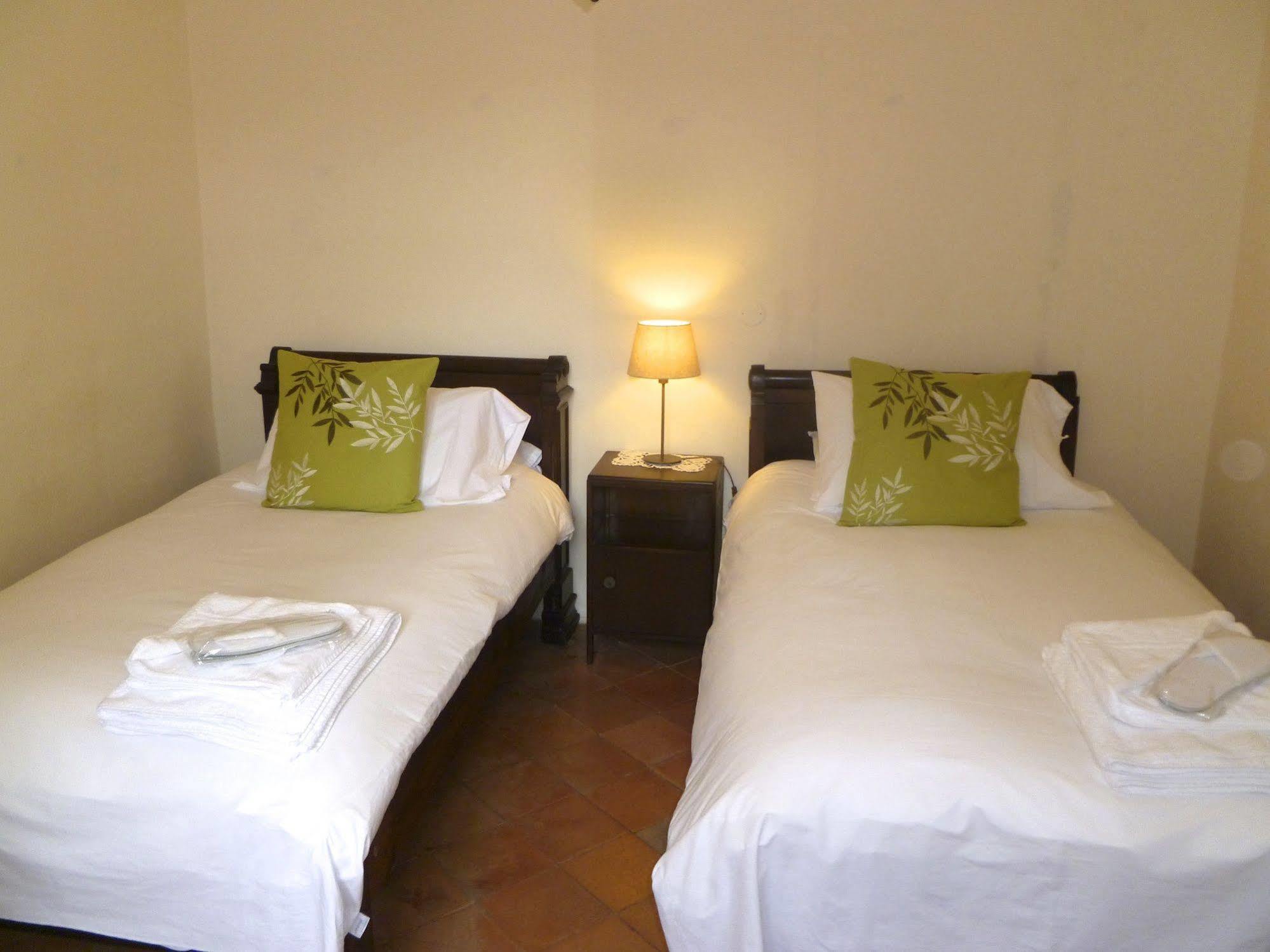 L'Ancienne Boulangerie Bed & Breakfast Caunes-Minervois Ngoại thất bức ảnh