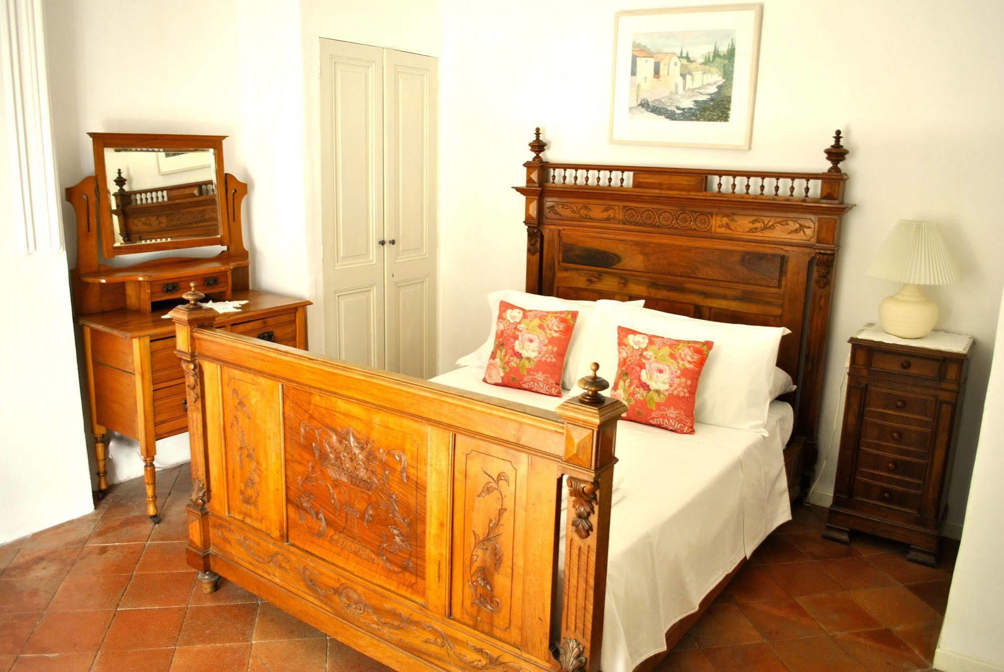 L'Ancienne Boulangerie Bed & Breakfast Caunes-Minervois Ngoại thất bức ảnh